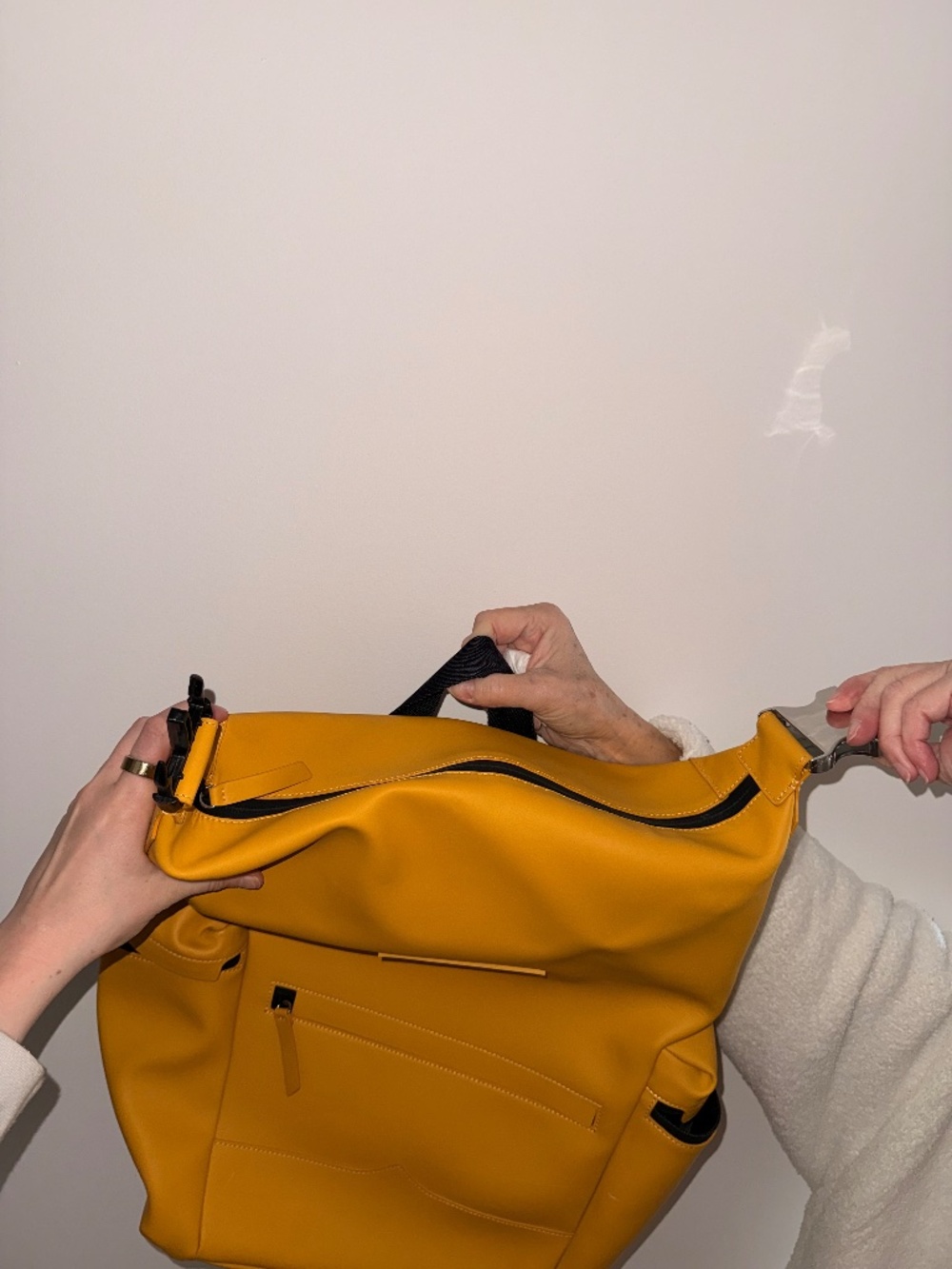 Hunter Original Rubberized Leather Backpack Yellow Genuine Leather Waterproof - Picture 3 of 8
